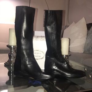 ❤️✨BRAND NEW PRADA BOOTS ✨❤️
